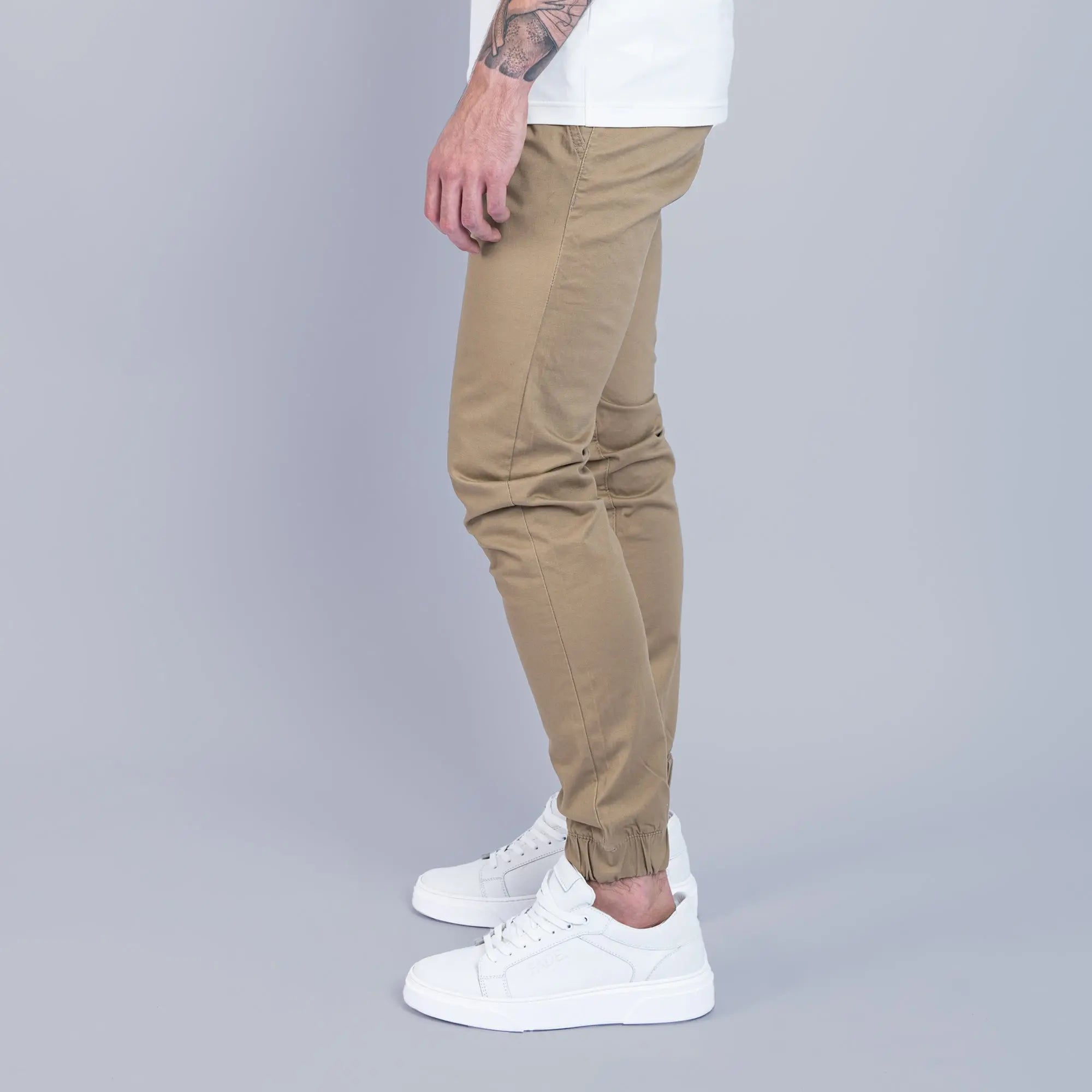 Essential Cuffed Jogger Stone - FADE
