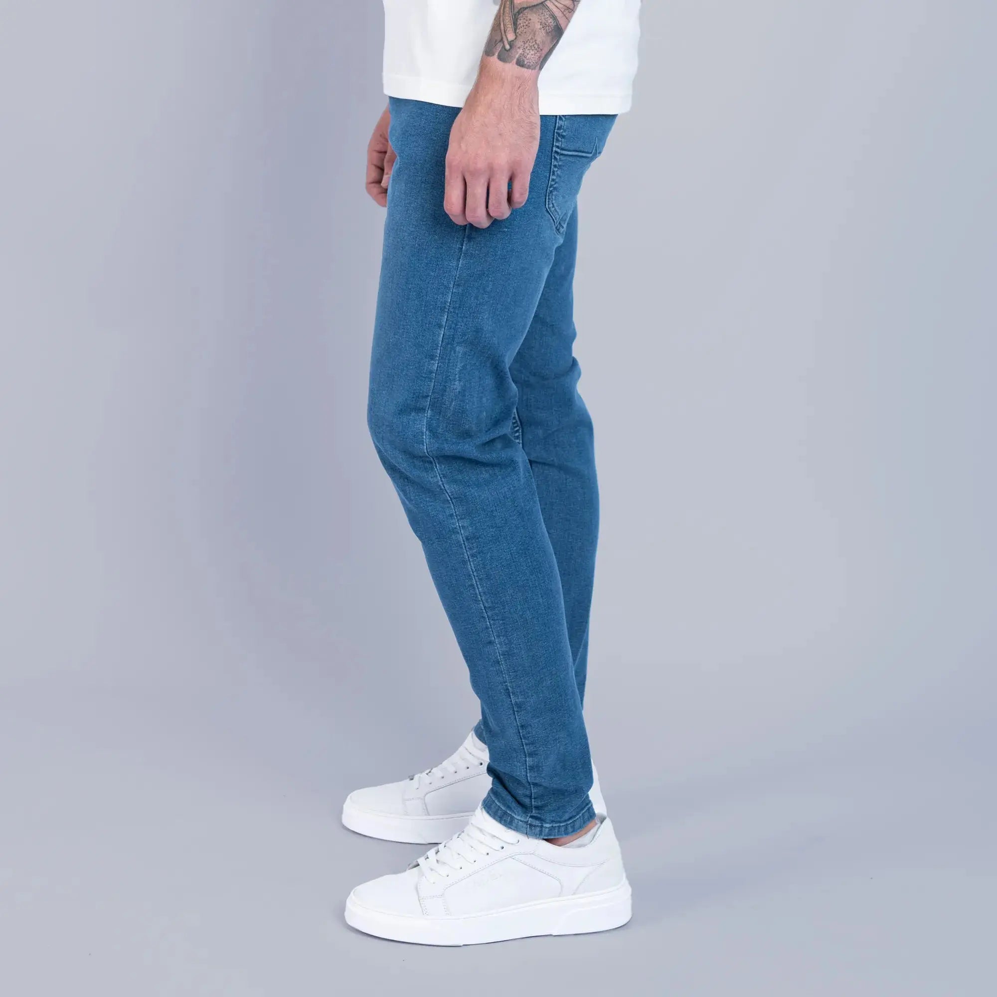 Essential Mid Wash Slim Tapered Jeans - FADE