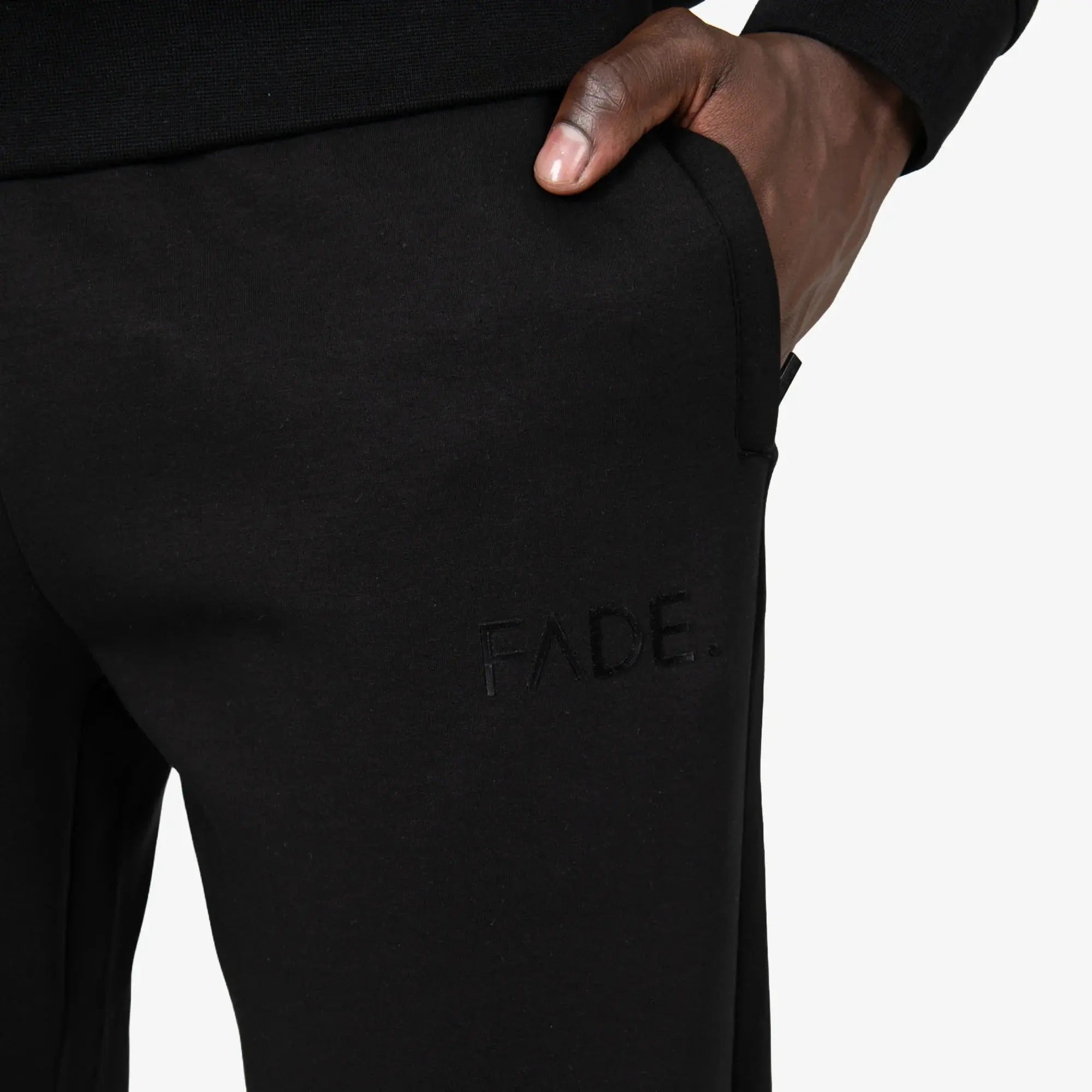 Essential Sweatpants Slim Fit Black - FADE