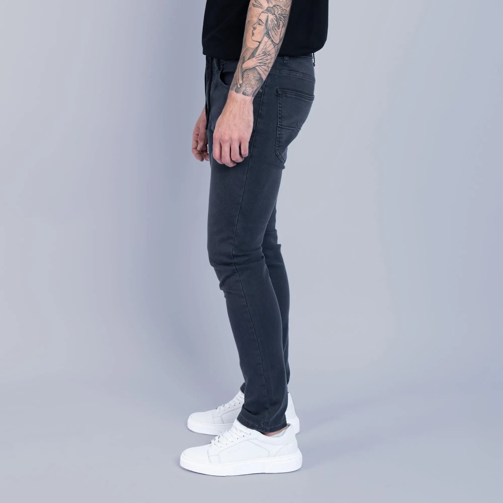 Iconic Carbon Slim Fit Jeans - FADE