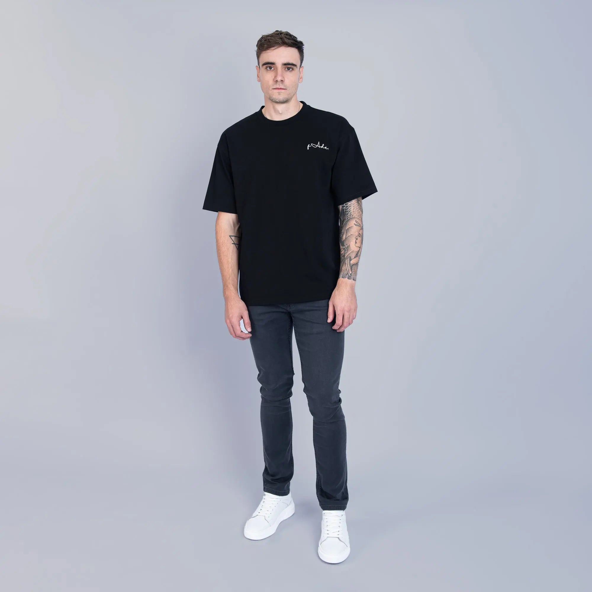 Iconic Carbon Slim Fit Jeans - FADE