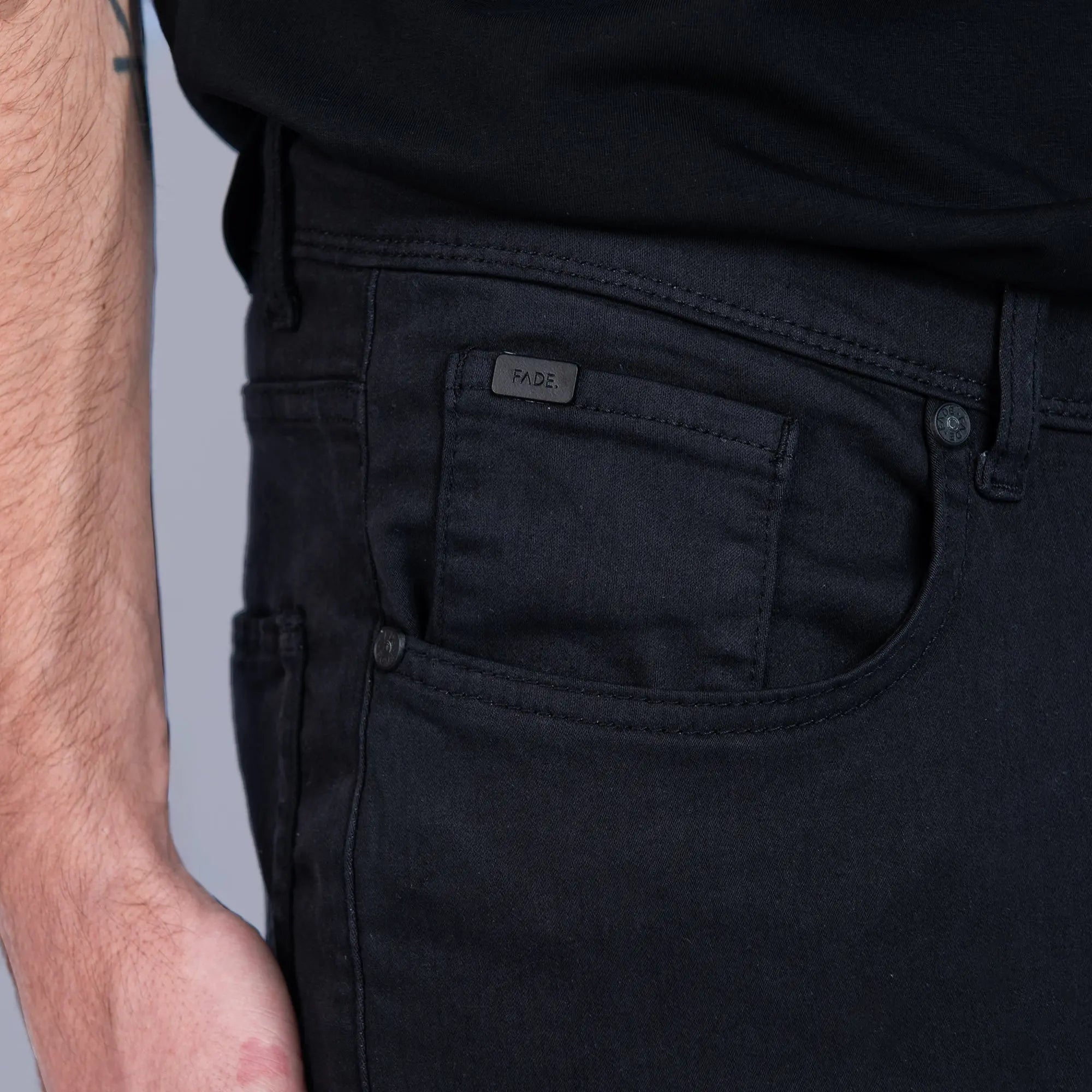 Iconic Graphite Slim Fit Jeans - FADE