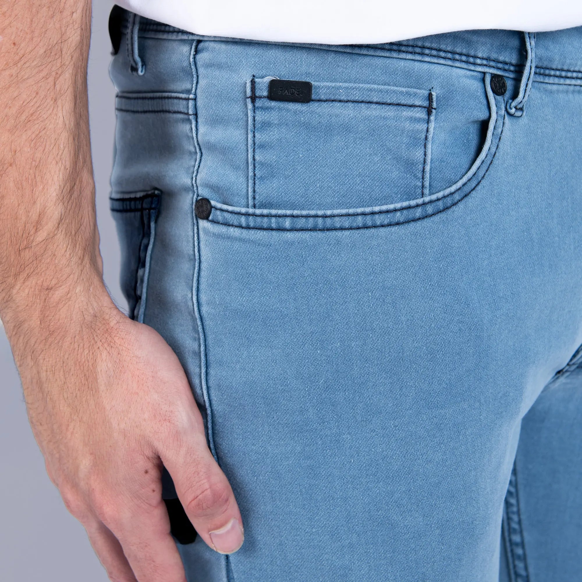 Iconic Sky Slim Fit Jeans - FADE