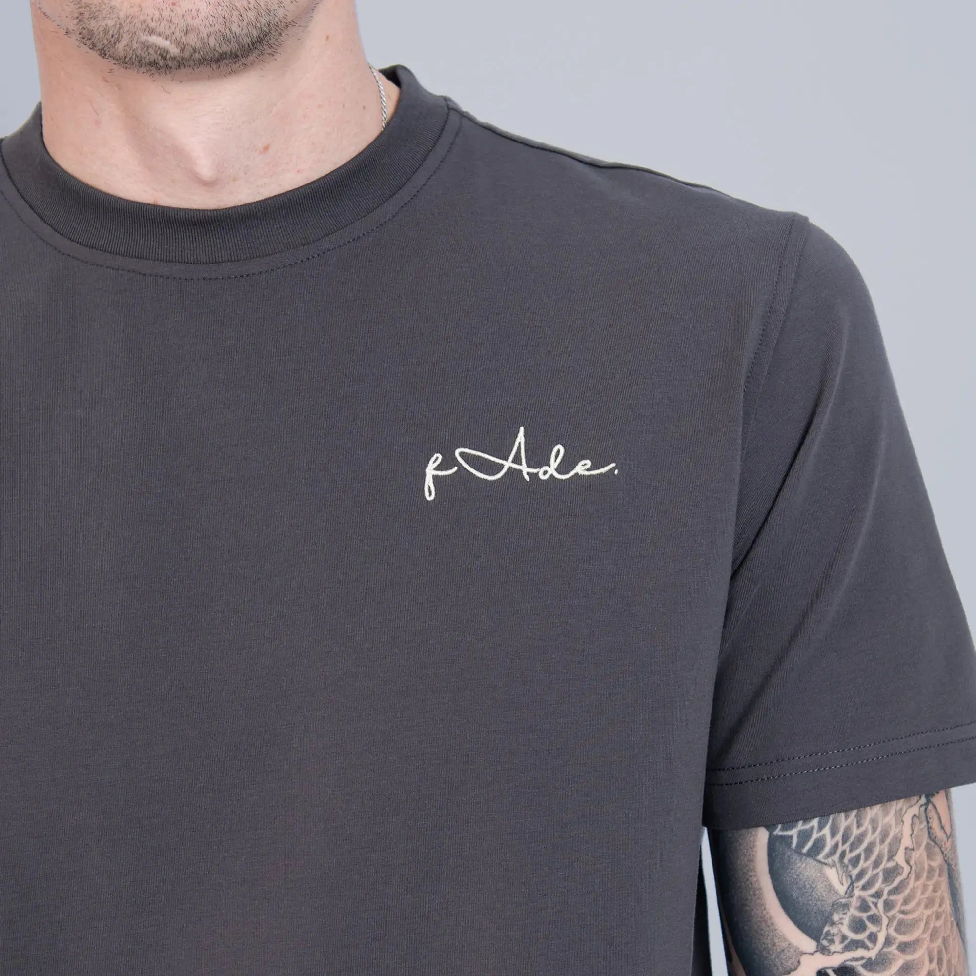 Signature Slim Fit T-Shirt Grey - FADE