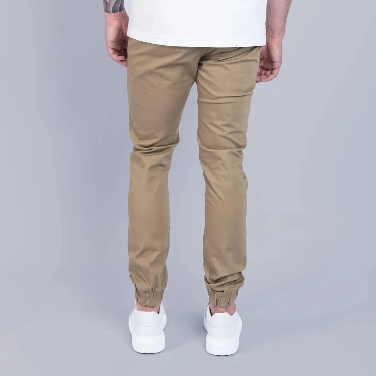 Essential Cuffed Jogger Stone - FADE
