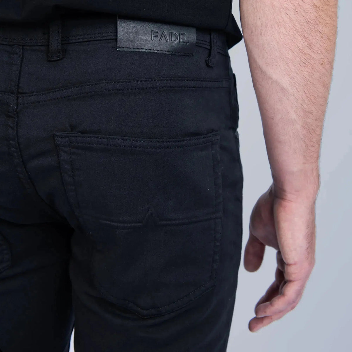 Iconic Graphite Slim Fit Jeans - FADE