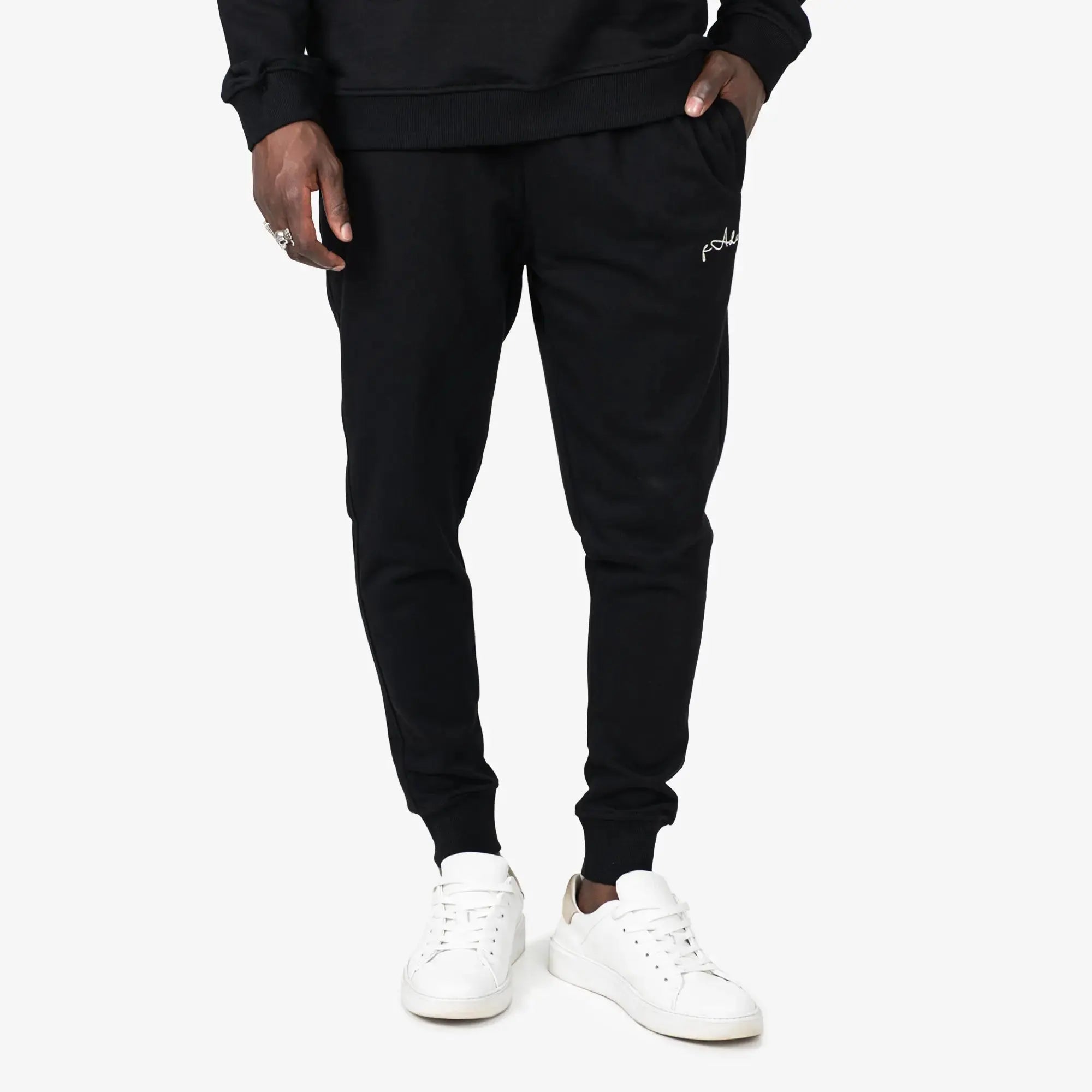 Signature Sweatpants Black - FADE