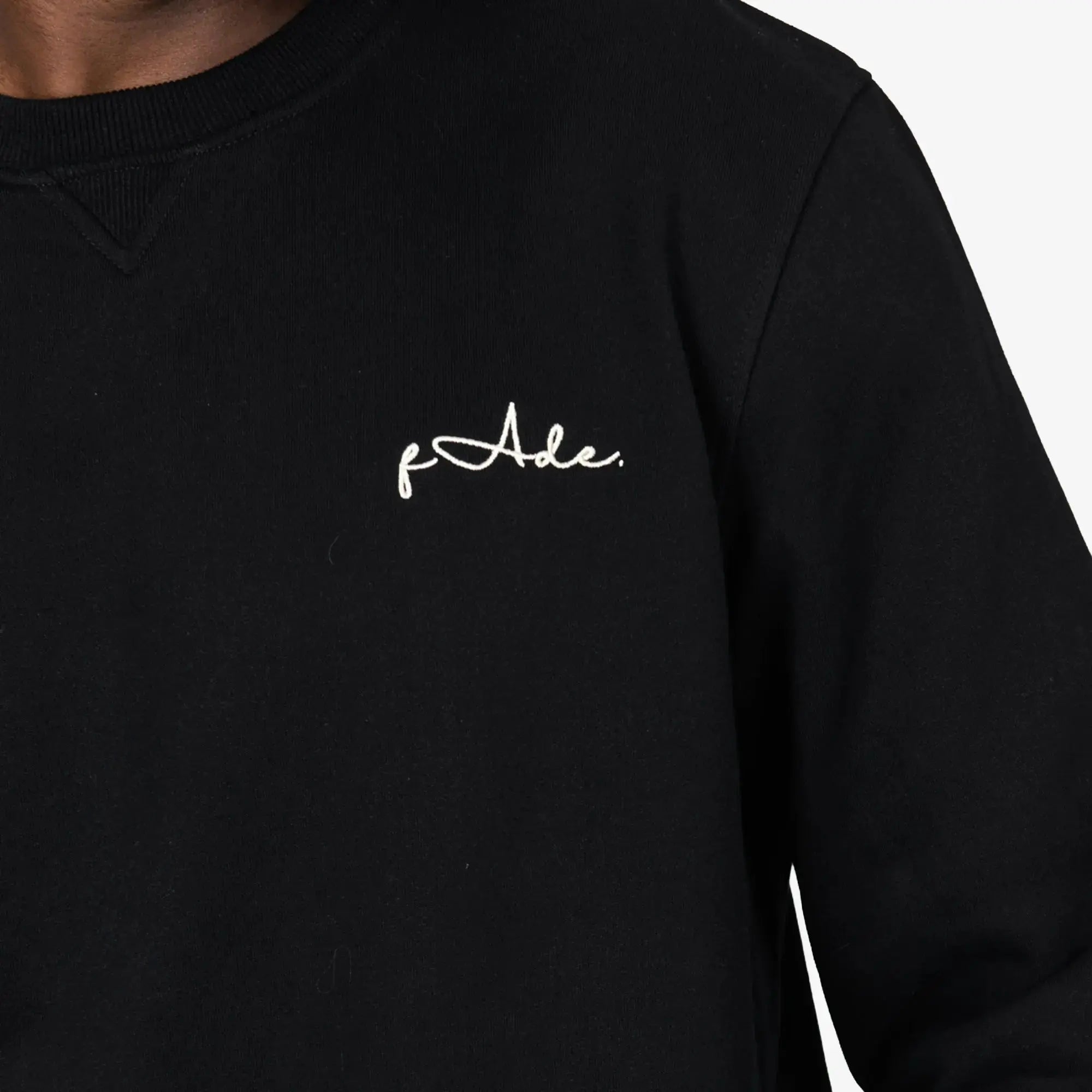 Signature Sweatshirt Black - FADE