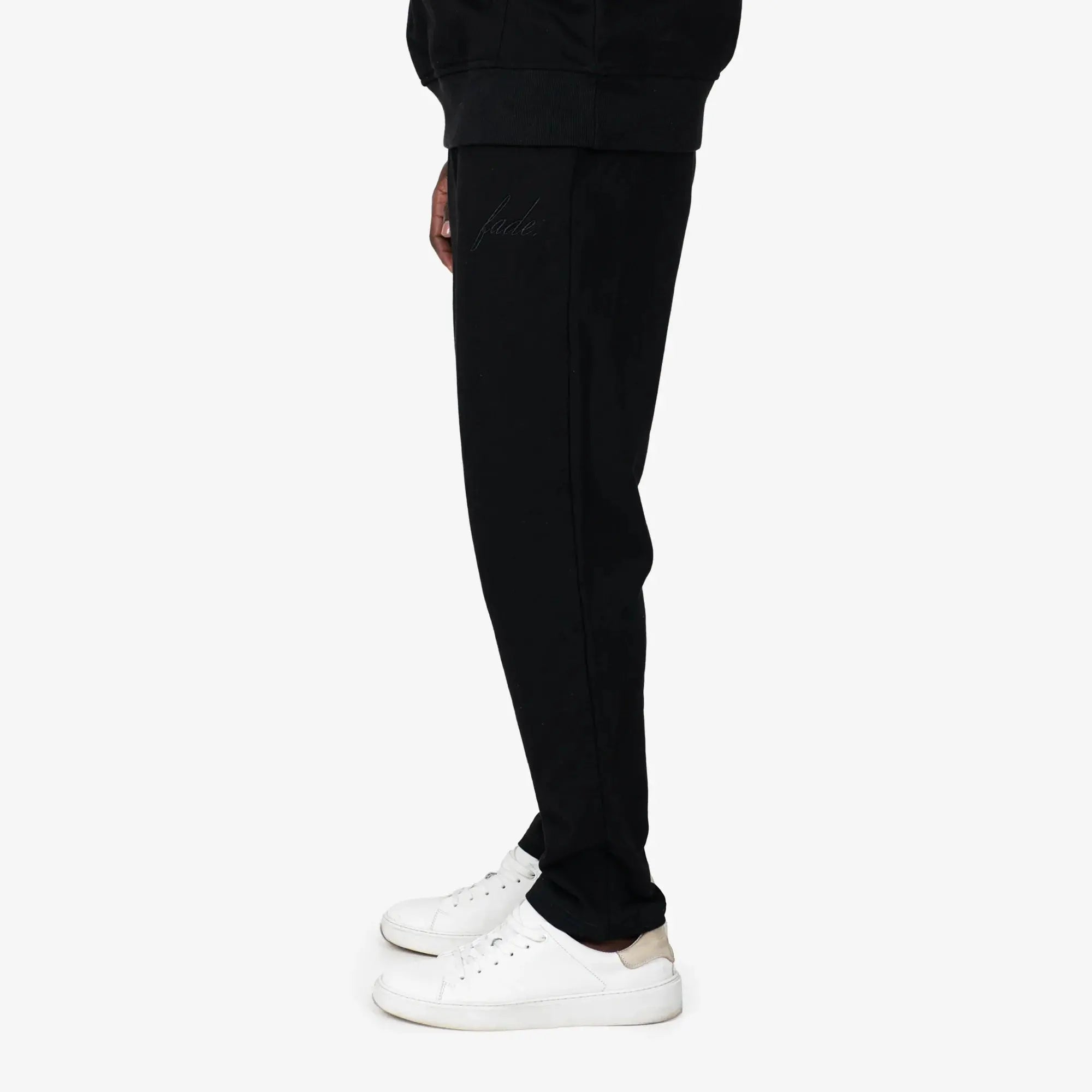 Atelier Sweatpants Tapered Fit Black - FADE