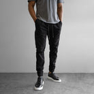 Essential Cuffed Jogger Black - FADE