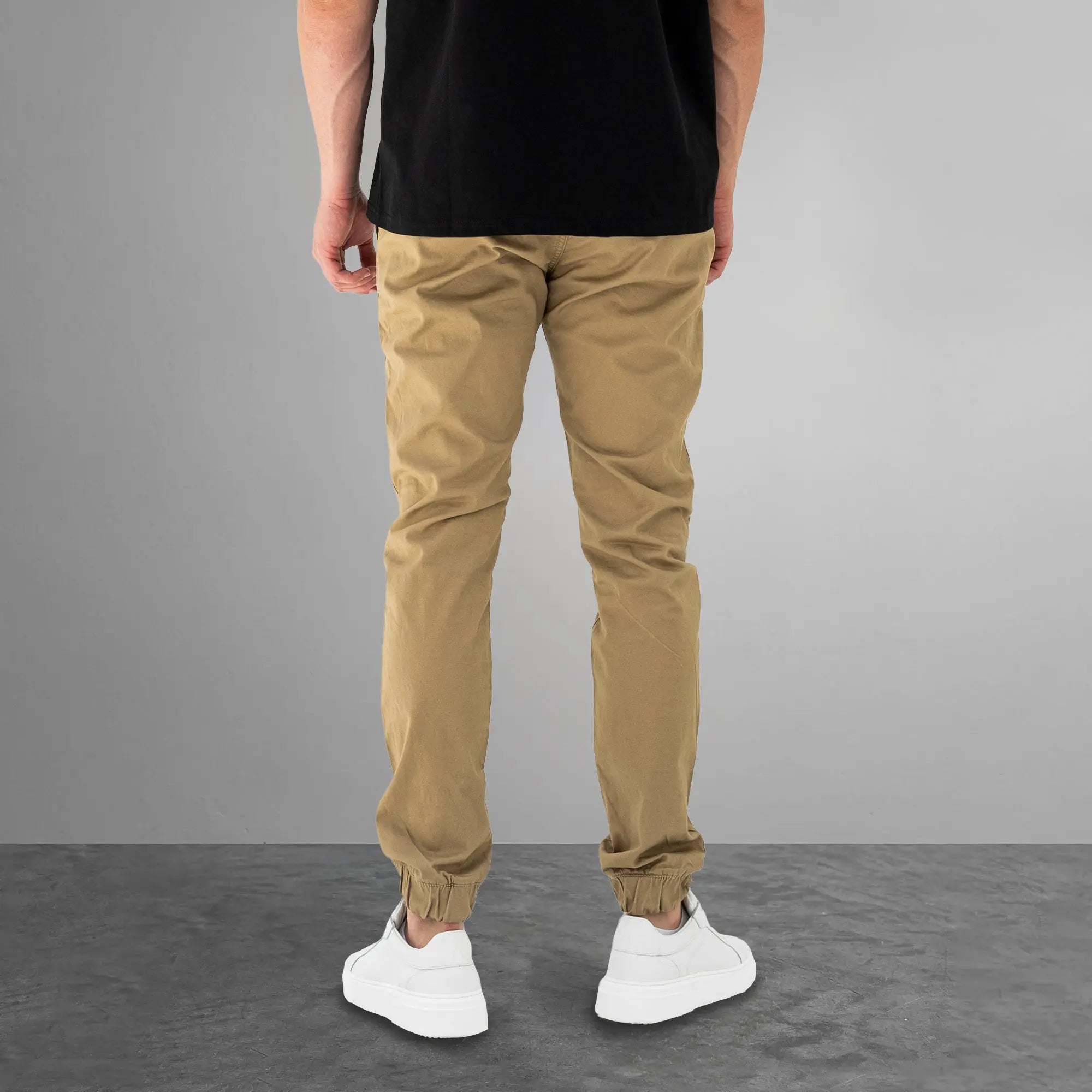 Essential Cuffed Jogger Stone - FADE