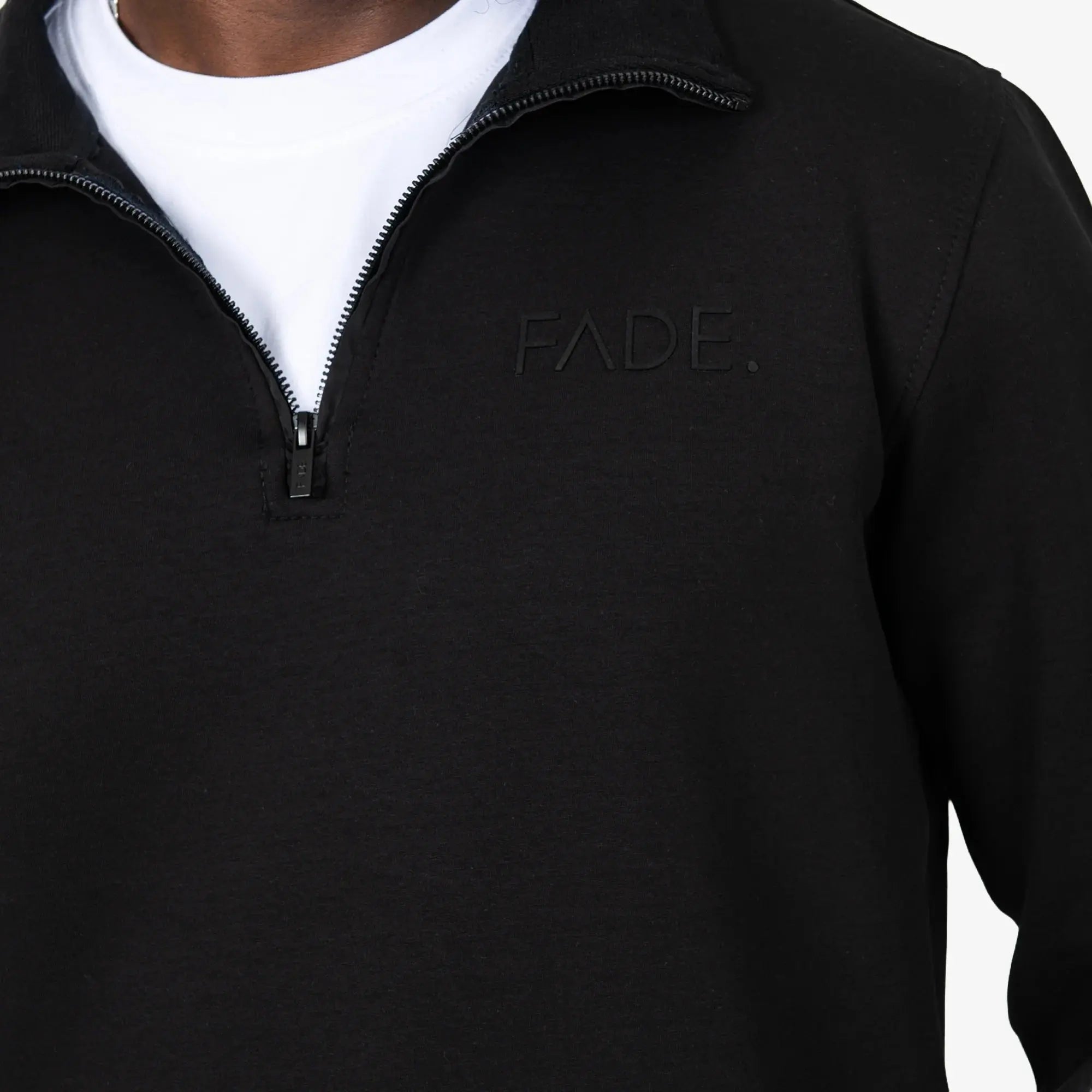 Essential Quarter Zip Sweatshirt Black - FADE