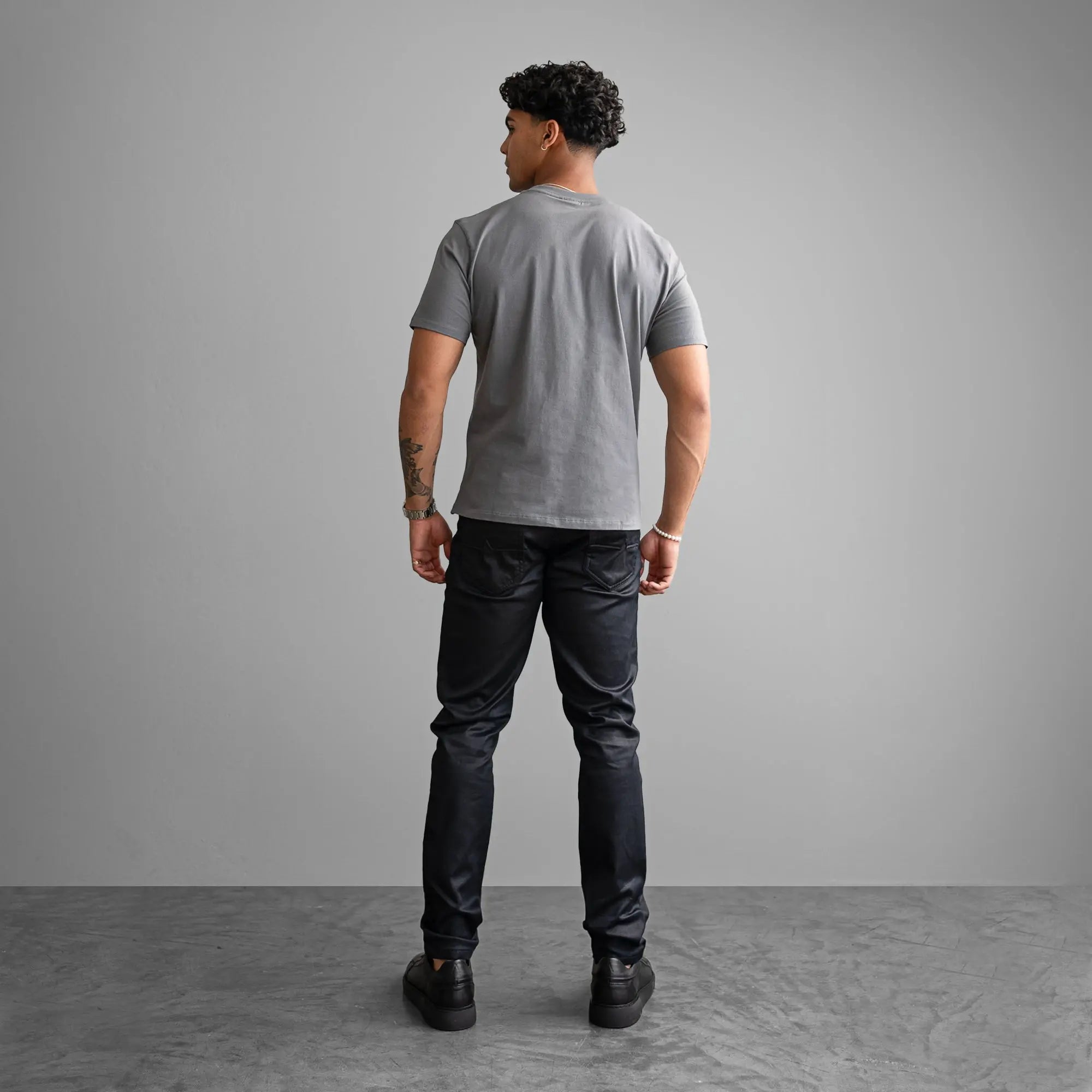 Essential T-Shirt Grey - FADE