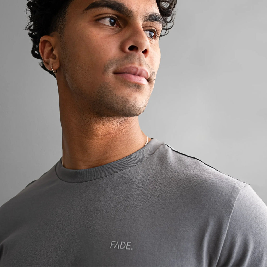 Essential T-Shirt Grey - FADE