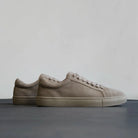 FF12 Essential Sneaker Suede Taupe - FADE
