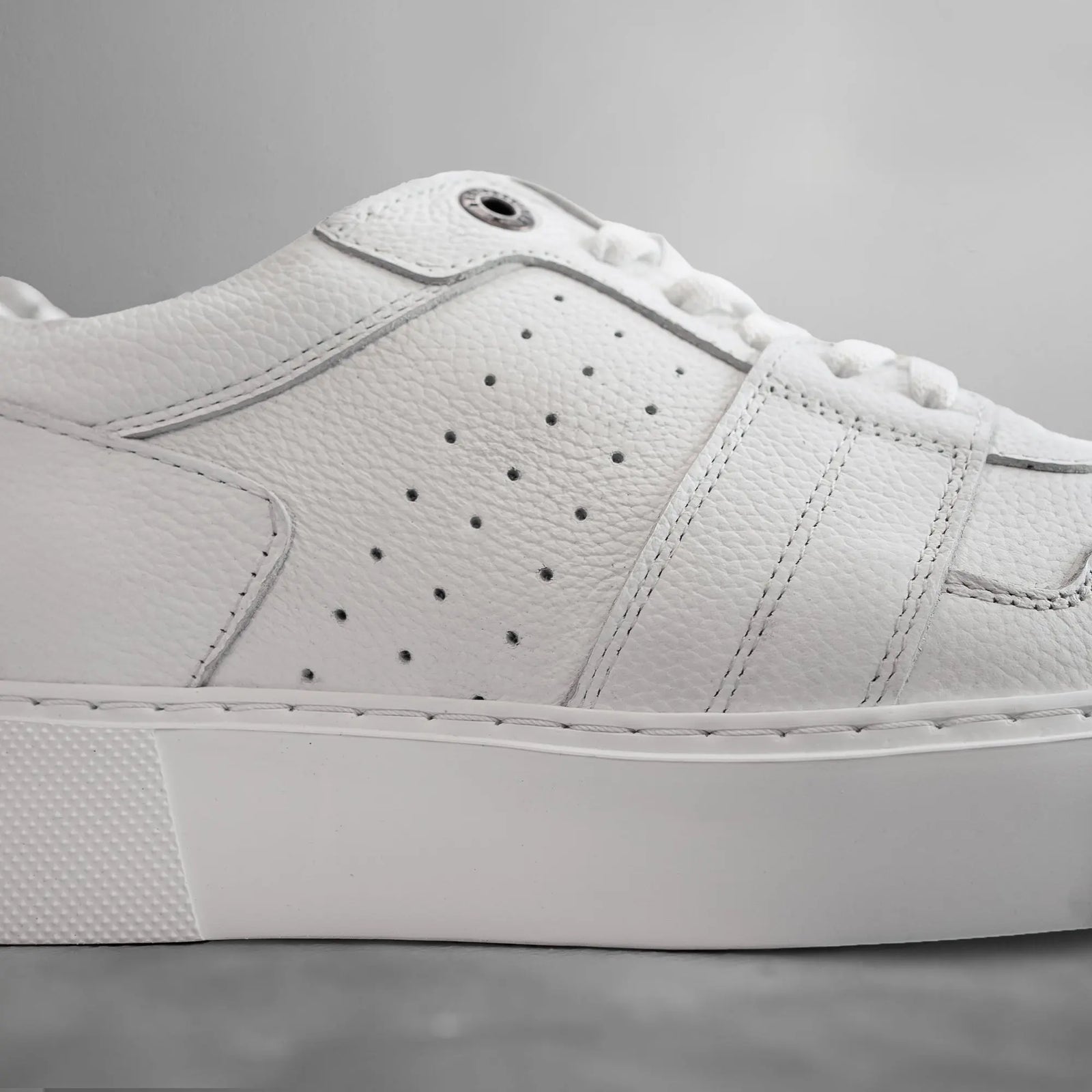 sneakers-fade-fade