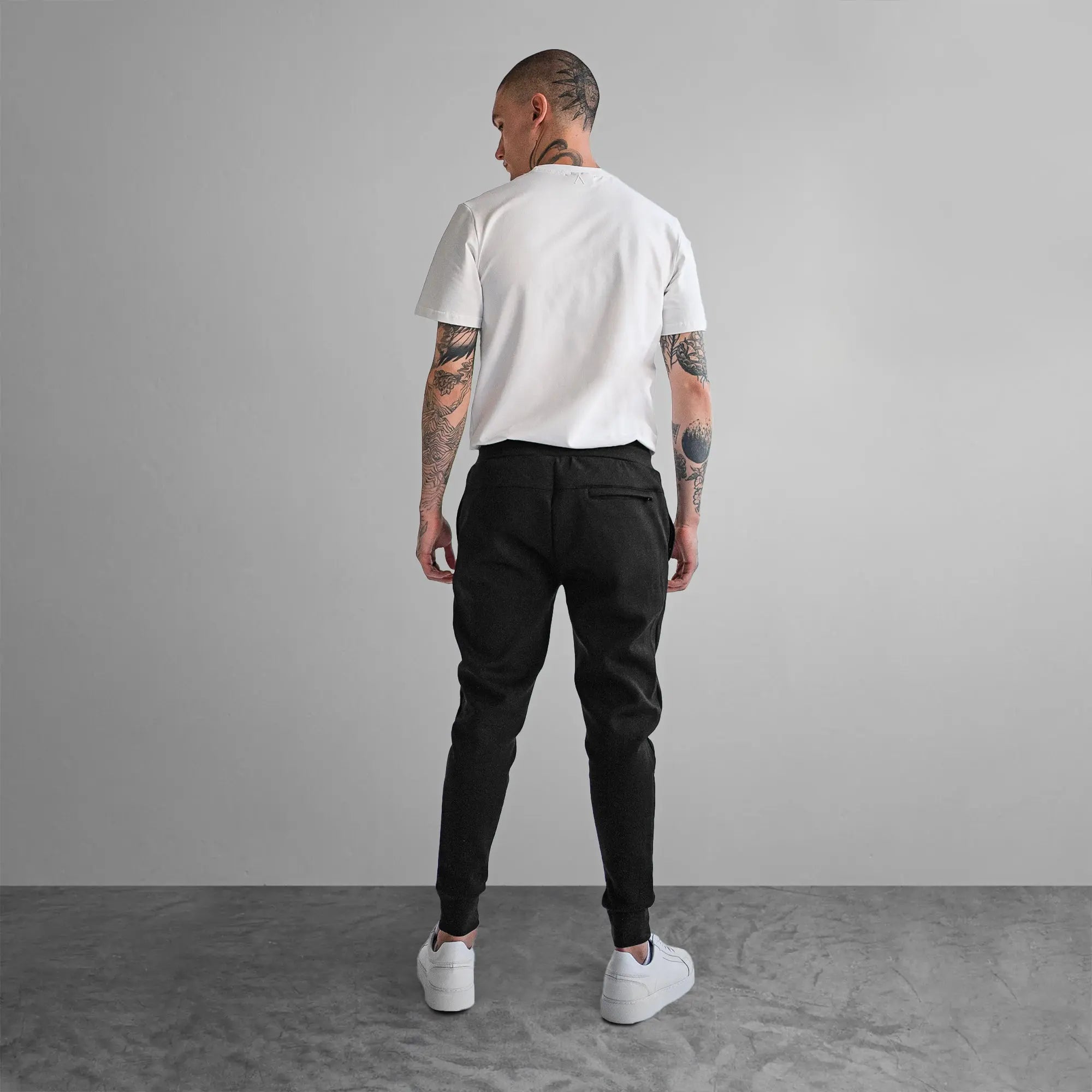 Fade Essential Sweatpants Black - FADE