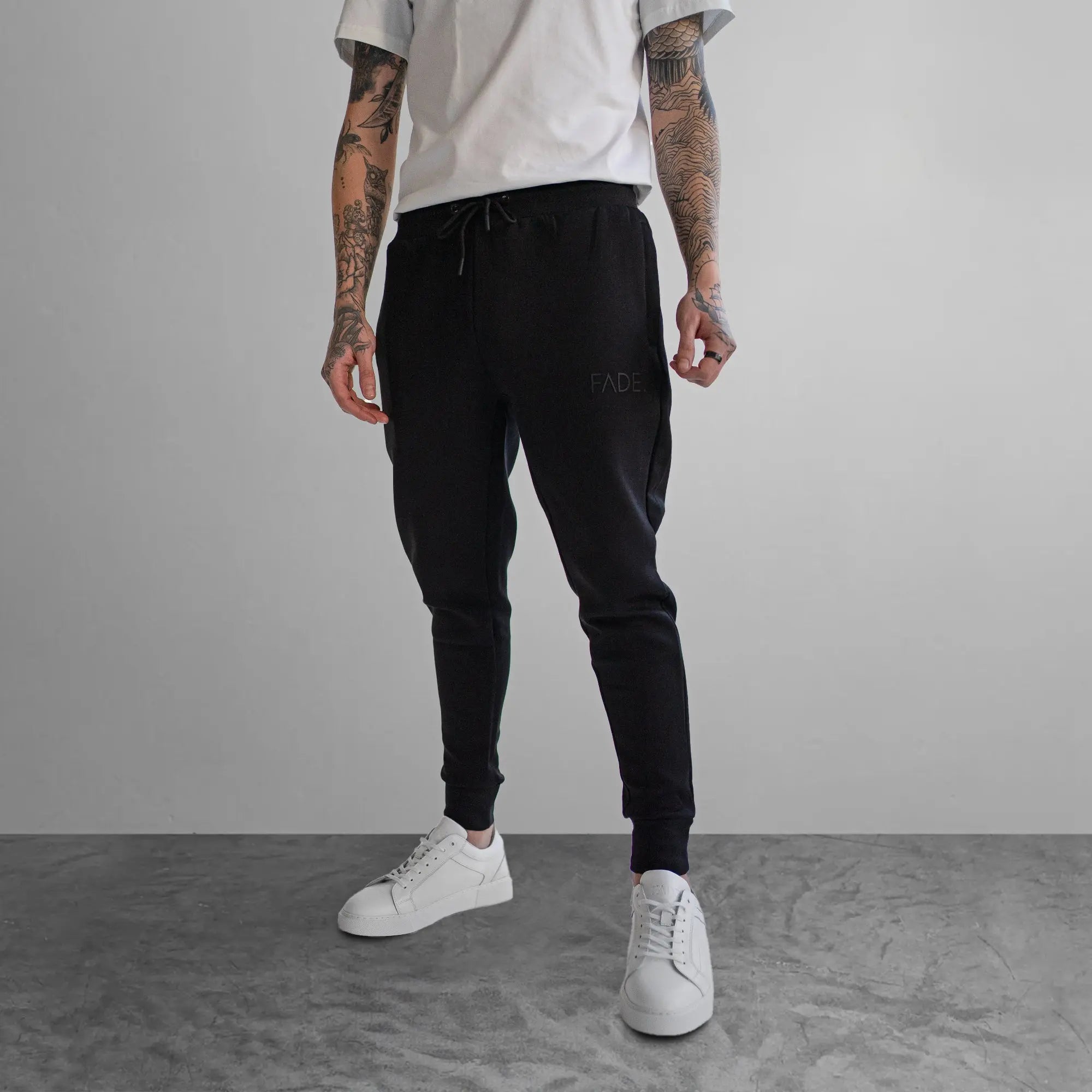 Fade Essential Sweatpants Black - FADE