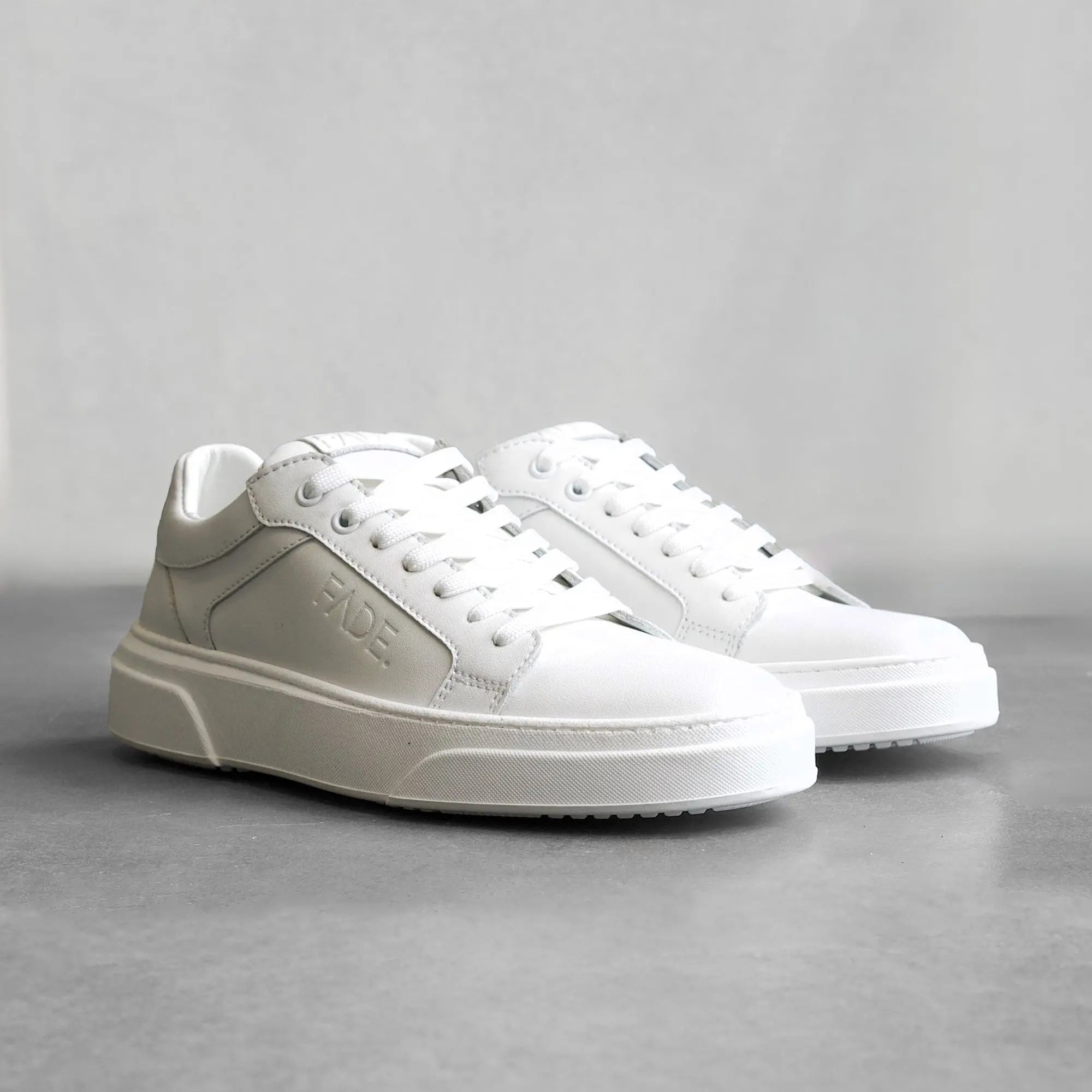 Fade Iconic II White Sneaker - FADE