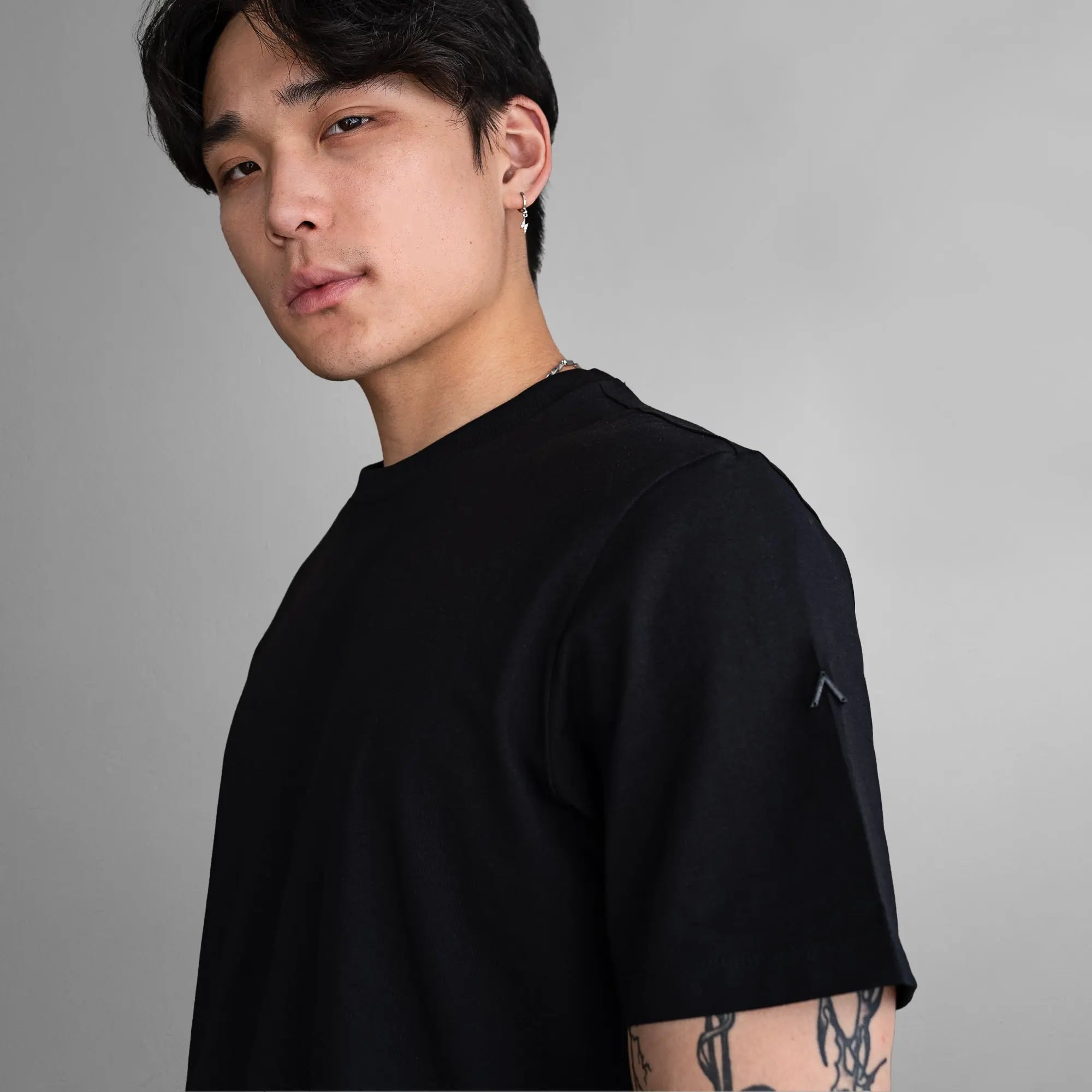 Still T-Shirt Black - FADE